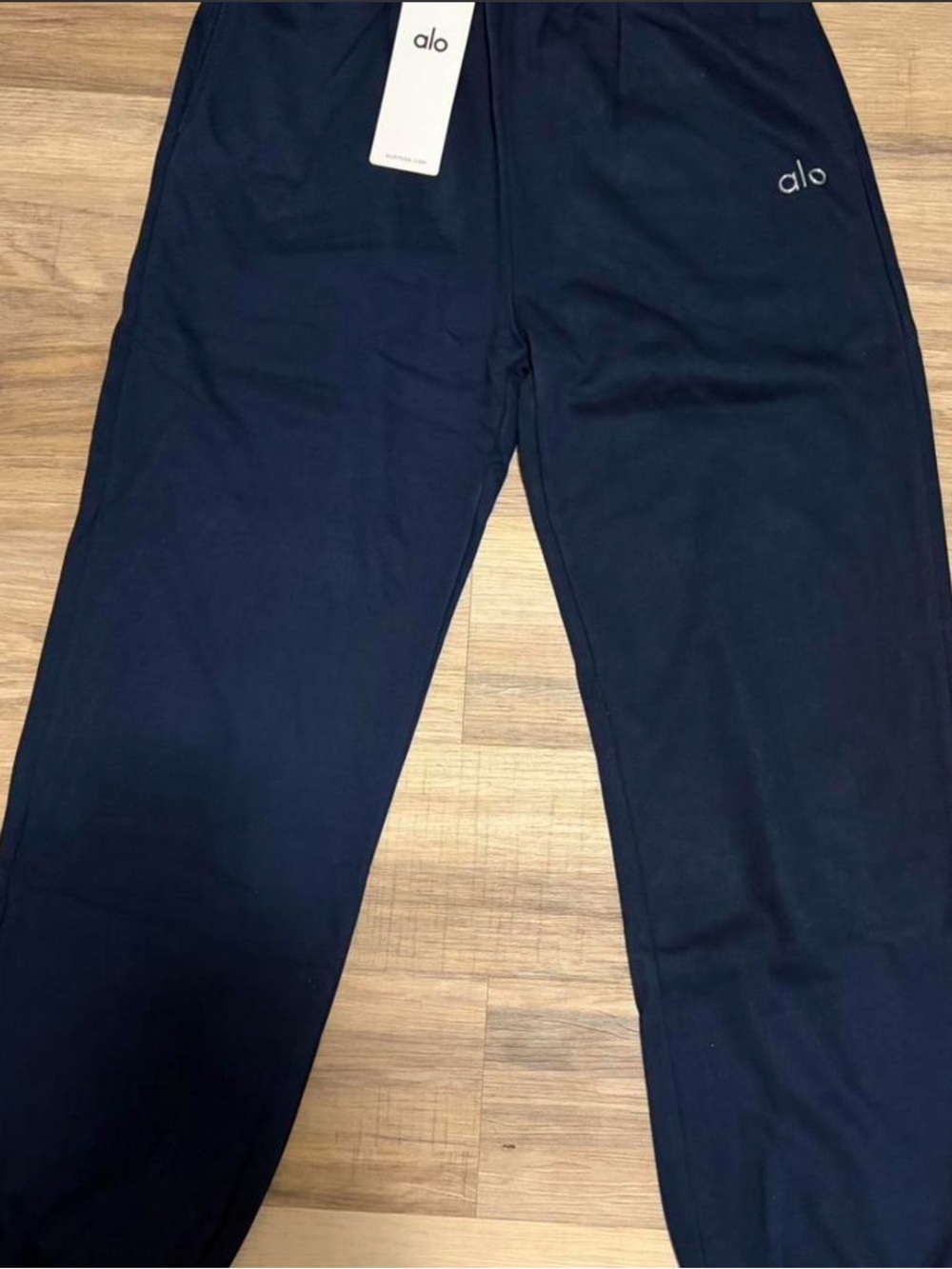 Alo Men’s Navy Blue Set – Size M - Picture 4 of 5